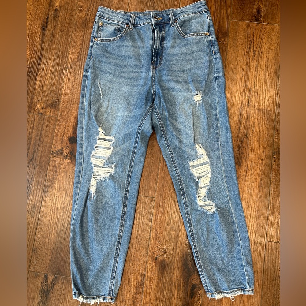 distressed mom jean